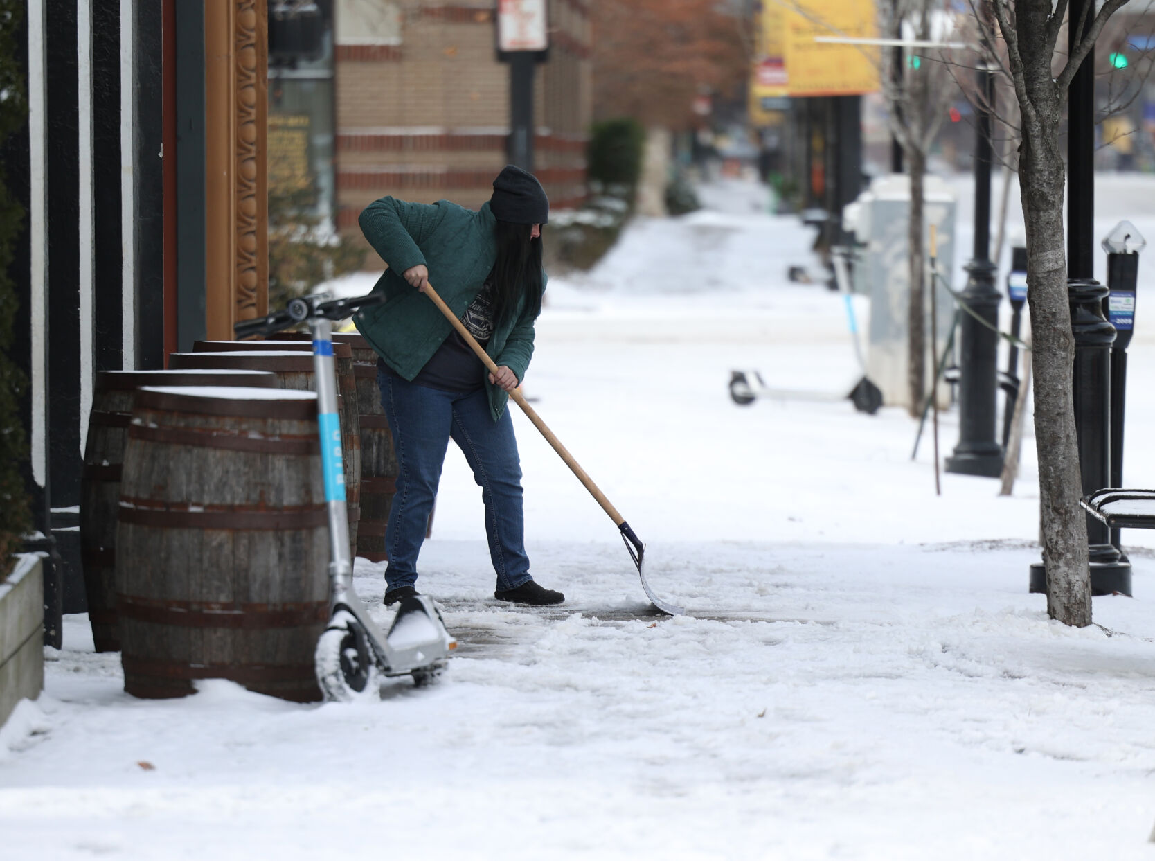 Louisville doctor shares tips to prevent frostbite during bitter winter weather